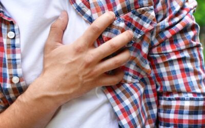 Burning Sensation Under Your Right Rib? Here’s What Might Be Going On